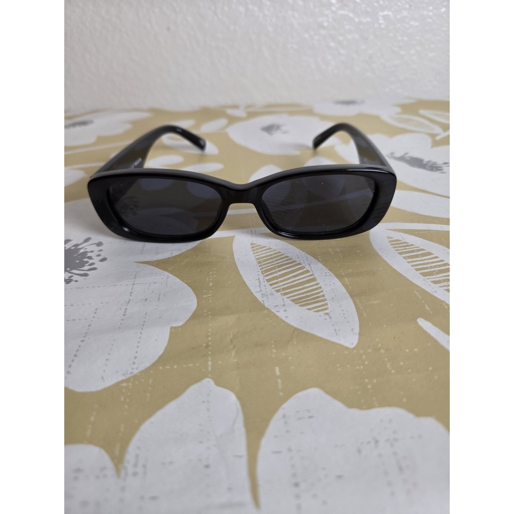 le specs sunglasses Womens Black With Black Lens Rectangle 90s Inspired Y2k